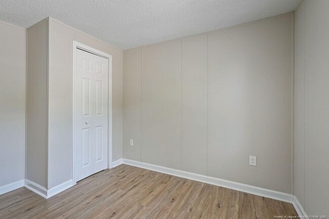 Building Photo - 234 Twin Creek Dr