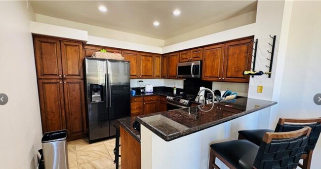 Building Photo - 5155 W Tropicana Ave