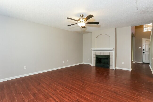 Building Photo - 8104 Gardengate Ct