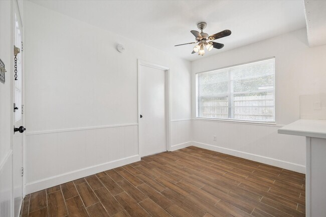 Building Photo - 12315 Whittington Dr