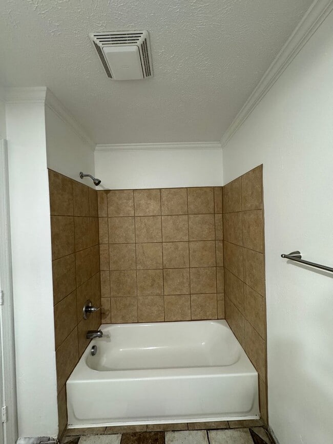 Building Photo - 1112 Mazatlan Cir