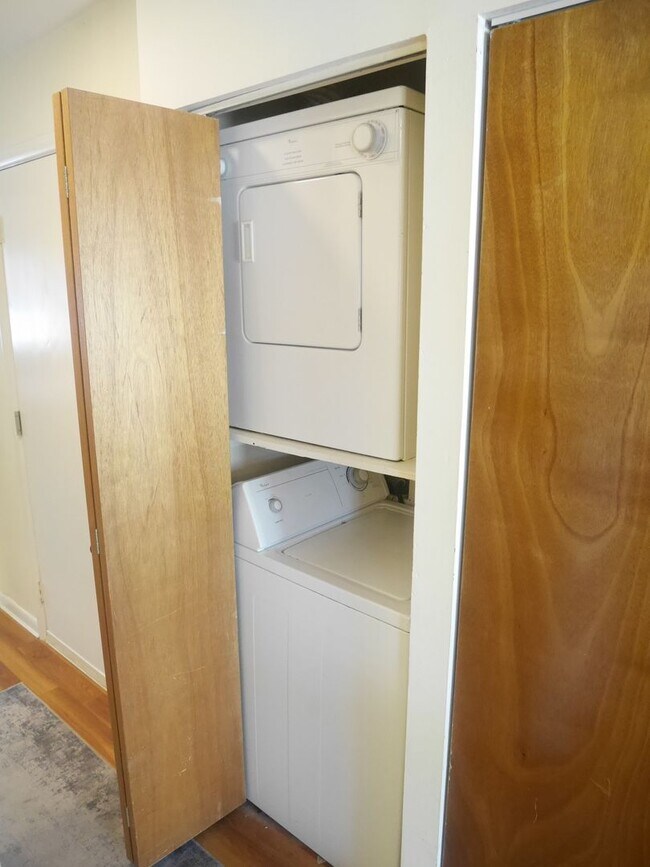 Building Photo - Furnished- Bayside Condo Retreat in Ocean ...