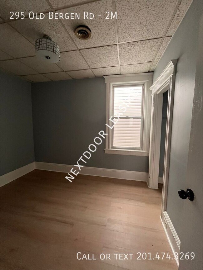 Building Photo - 295 Old Bergen Rd