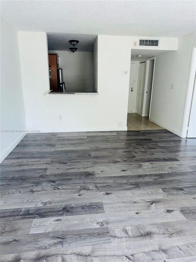 Building Photo - 484 NW 165th St