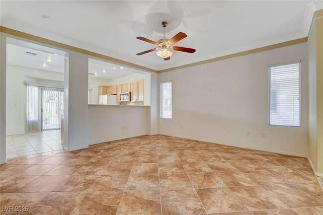 Building Photo - 576 Carmel Mesa Dr