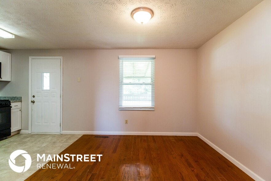 Building Photo - 4018 Breathitt Pl