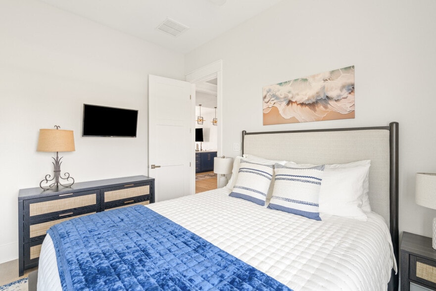 Building Photo - 867 Bowers Ln