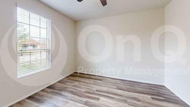 Building Photo - 3105 Montserrat Creek Dr