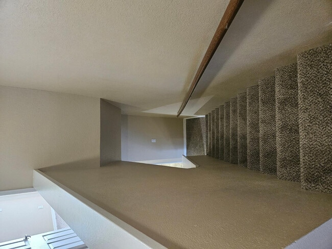 Building Photo - 885 N Granite Reef Rd