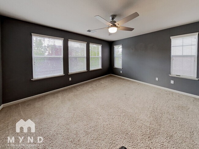 Building Photo - 6627 Sportoletti Dr