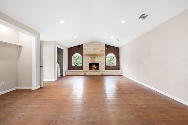 Building Photo - 24369 Bingham Creek Rd