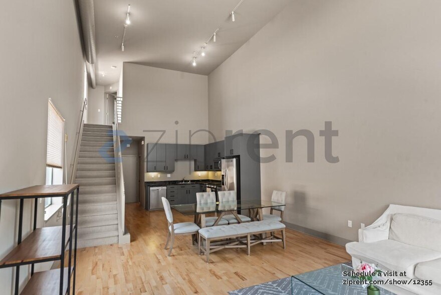 Building Photo - 590 6th St