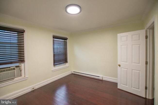 Building Photo - 2043 Gerritt St