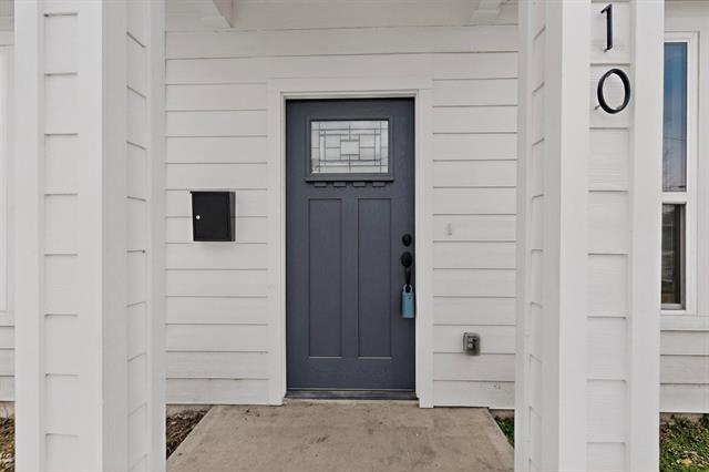 Building Photo - 1610 Life Ave