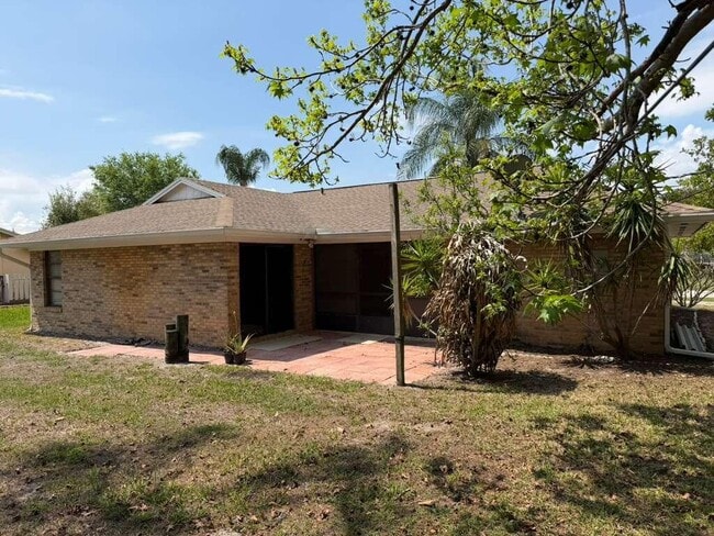 Building Photo - 2055 SW Cranberry St