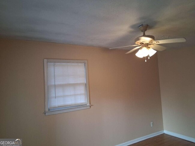 Building Photo - 3336 Cowan Mill Ct