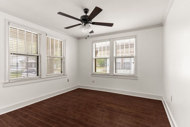 Building Photo - Charming 2 Bedroom 1 Bath house in the Argenta District of North Little Rock.