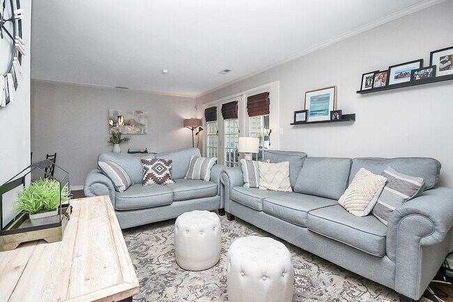 Building Photo - 2754 Tiergarten Ln