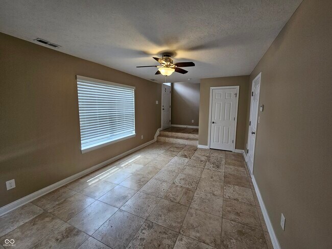 Building Photo - 415 Alden Way