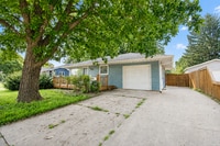 Building Photo - Charming Elton Hills Rambler with Finished Basement