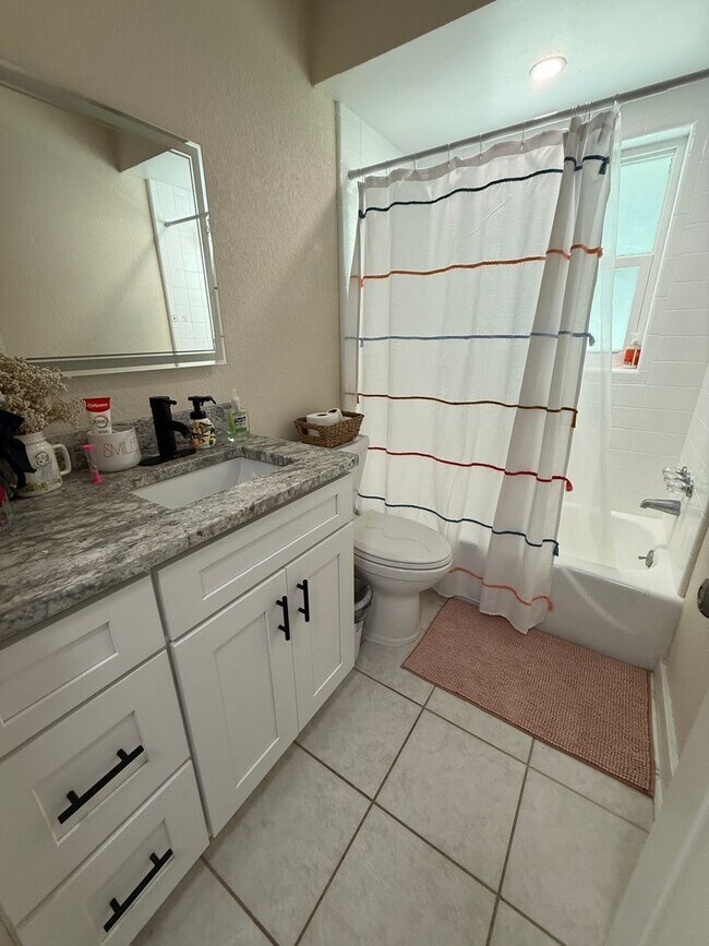 Building Photo - 13583 Imperial Groves Dr E
