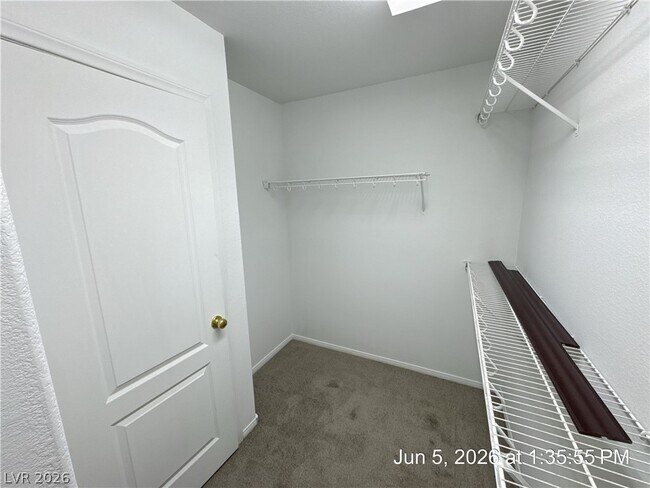 Building Photo - 2616 Courlan Dr