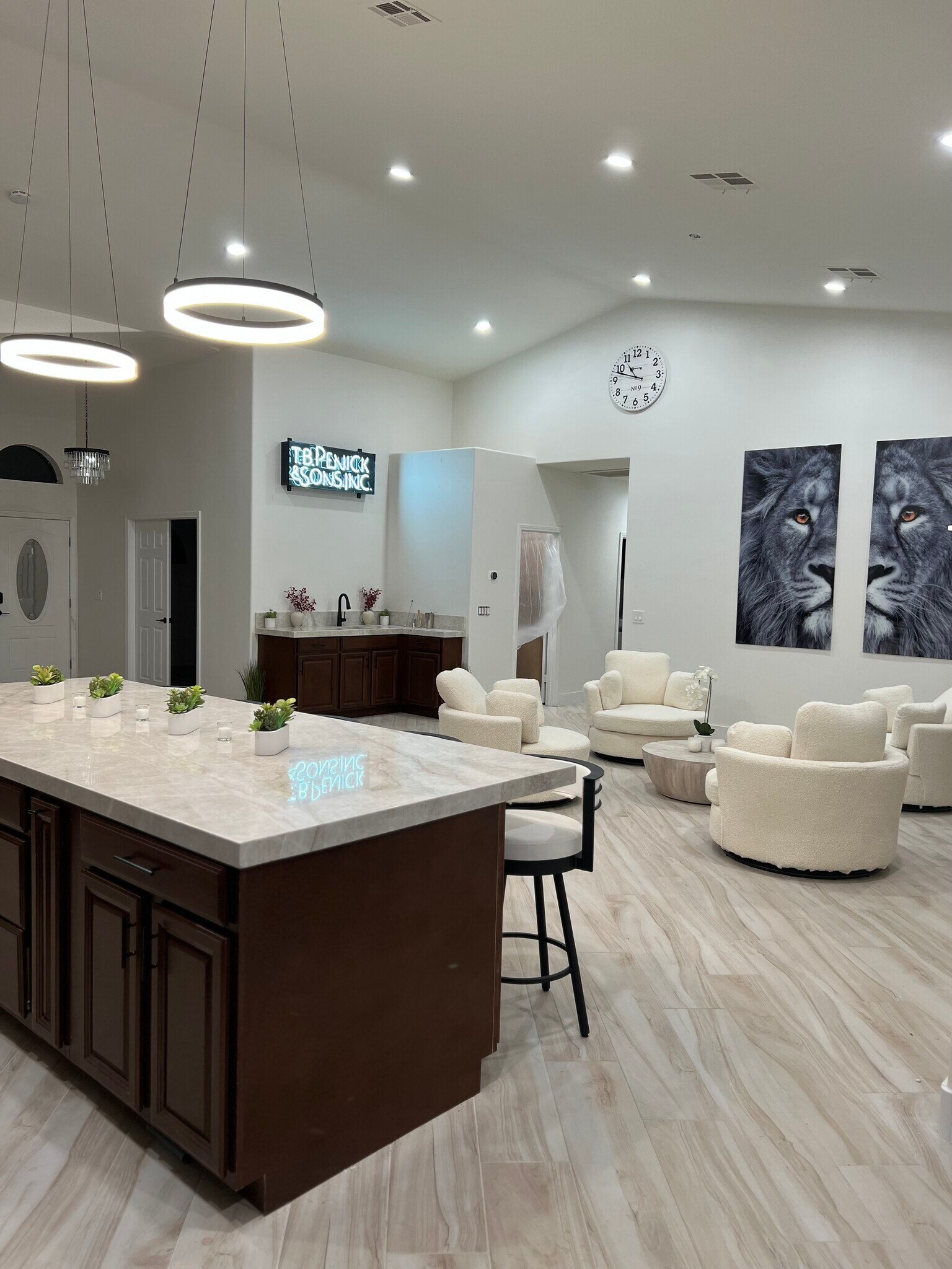 Building Photo - 7430 Rancho Destino Rd