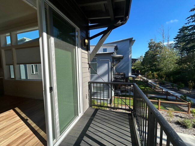 Building Photo - 4234 Cameo Ln