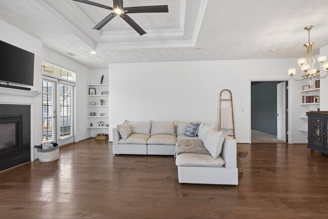 Building Photo - 207 Hearthstone Rch