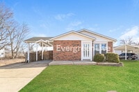 Building Photo - 3080 Matlock Dr