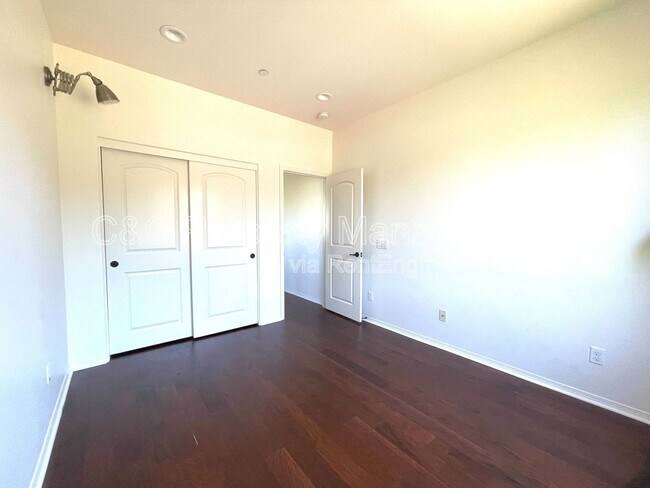 Building Photo - 5031 Ballast Ln