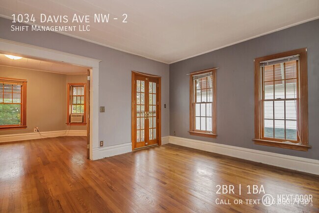 Building Photo - 1034 Davis Ave NW