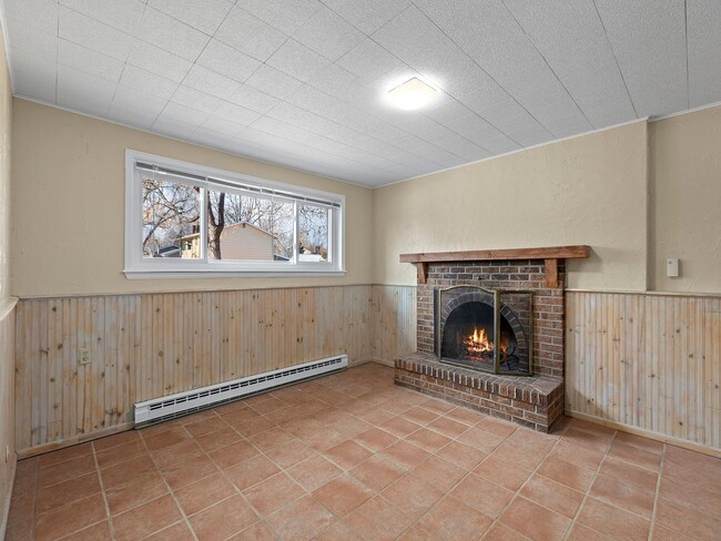 Building Photo - 3 Bed 1.75 Bath Home in Fort Collins, CO A...