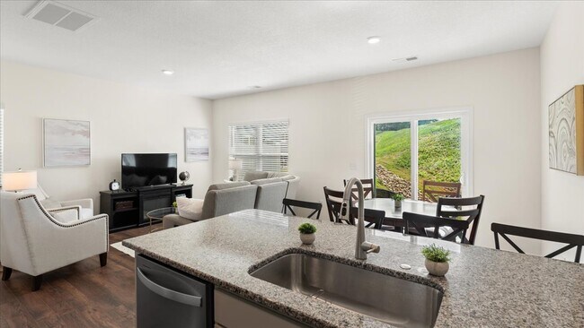 Building Photo - 3416 Tyee Xing Wy