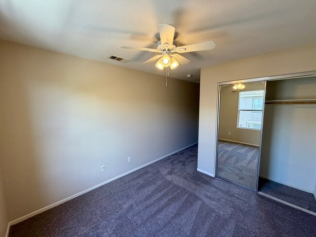 Building Photo - 1267 Elfin Forest Rd E