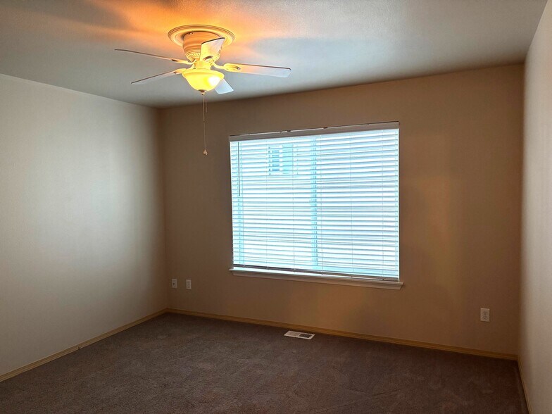 Building Photo - 9903 197th Ave E