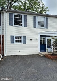 Building Photo - 3334 Tidewater Ct
