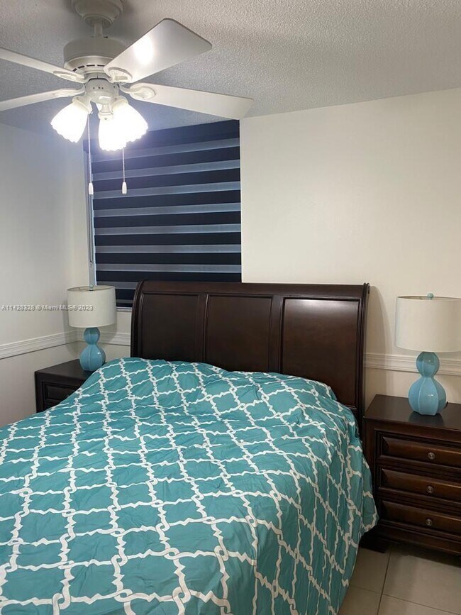 Building Photo - 9440 W Flagler St