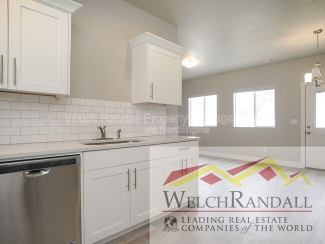 Building Photo - 2260 W 2625 S