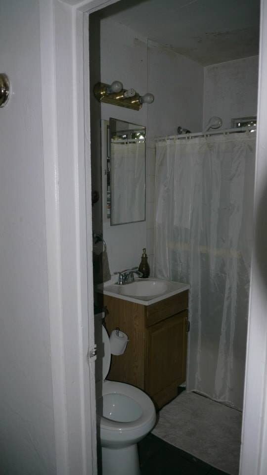 Building Photo - Beautifully Updated 3-Bedroom Home with Sp...
