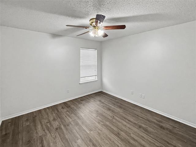 Building Photo - 611 Mariposa Dr