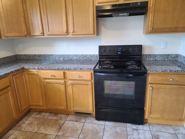 Building Photo - 3 Bedroom Townhome for Rent in Waynesboro