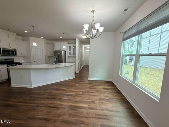 Building Photo - 6009 Beale Loop