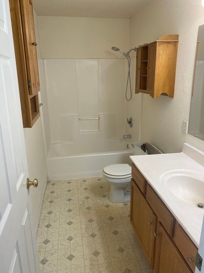 Building Photo - 4901 Kirk Hill Rd