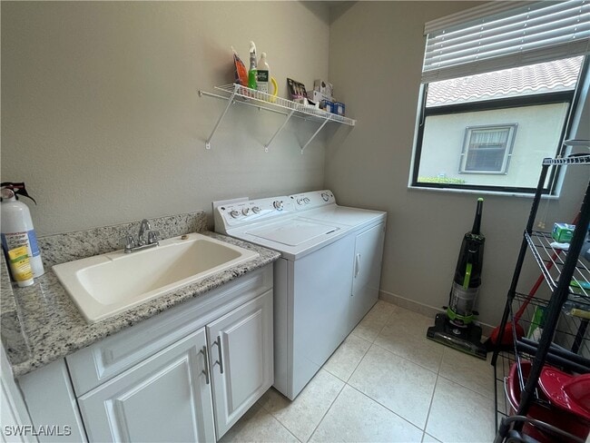 Building Photo - 13548 Coronado Dr