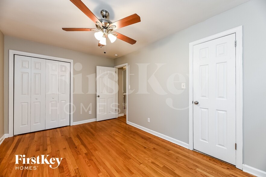 Building Photo - 312 Rose Ln
