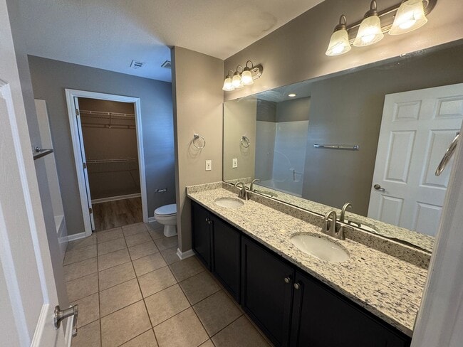 Building Photo - 3BR/2BA Home For Rent