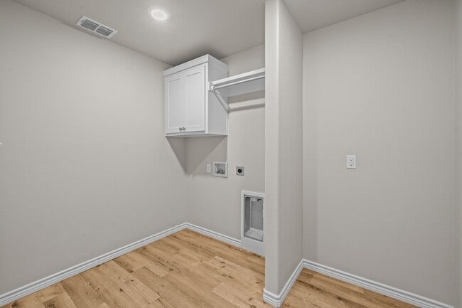 Building Photo - New Construction Home In Idalou ISD!