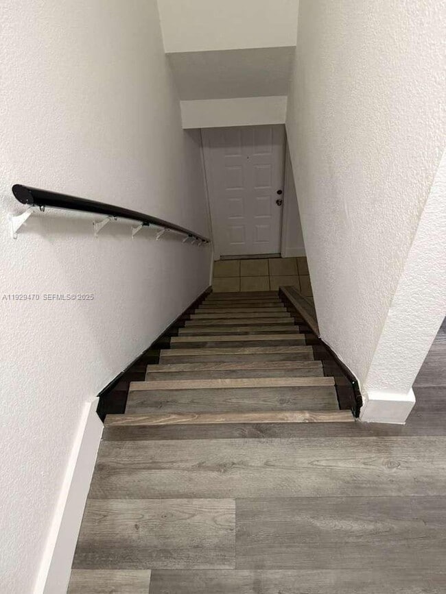 Building Photo - 837 NW 46th Ave