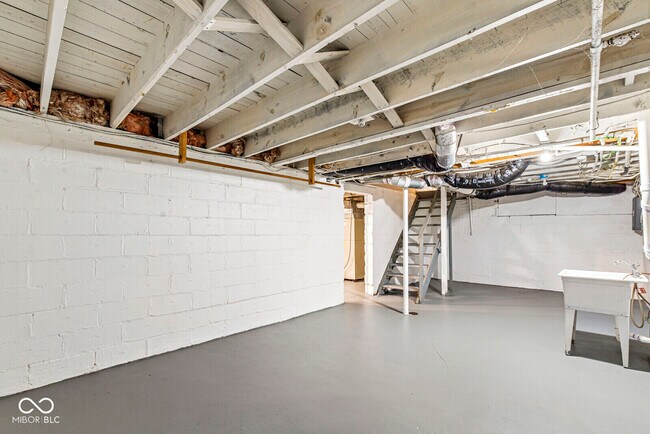 Building Photo - 4248 Carrollton Ave